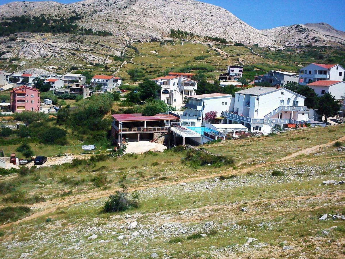 Kuca Pecine Acomodação com café da manhã Metajna Exterior foto
